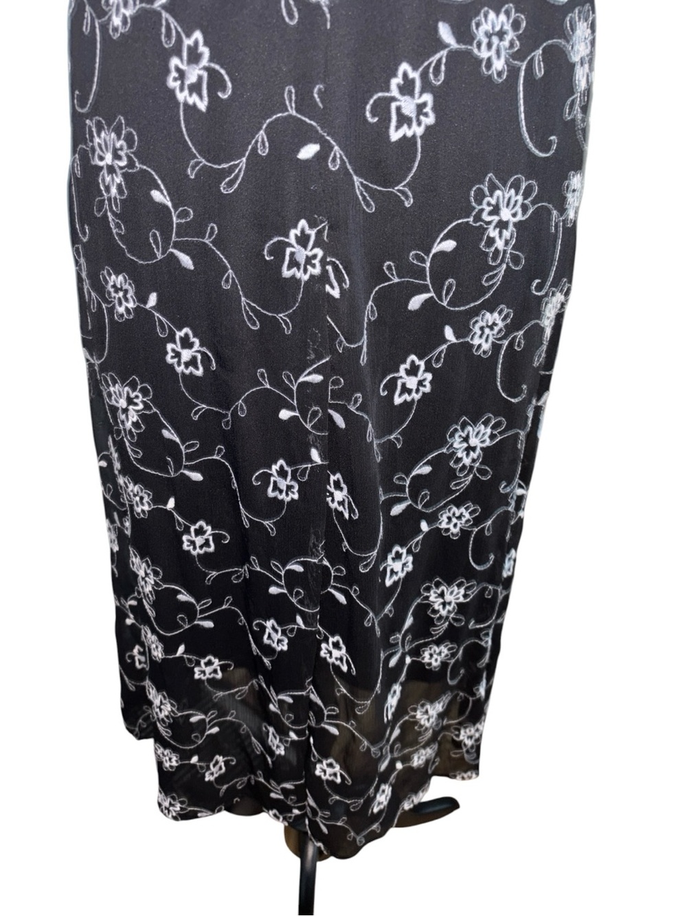 DKNY Floral Midi Dress w/ White Bloom Print, P2P:21.5”, L:46”, NWT, RT $129 - Picture 8 of 13